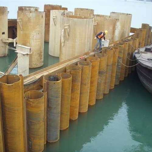 甘南钢护筒现场安装